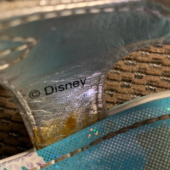 Disney Frozen light up sandals - Picture 6 of 10